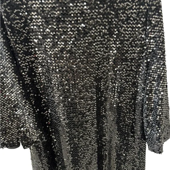 Chico’s Size 3 16/18 Black Sequined Bell sleeves Mid Length Cocktail Dress - Picture 4 of 10